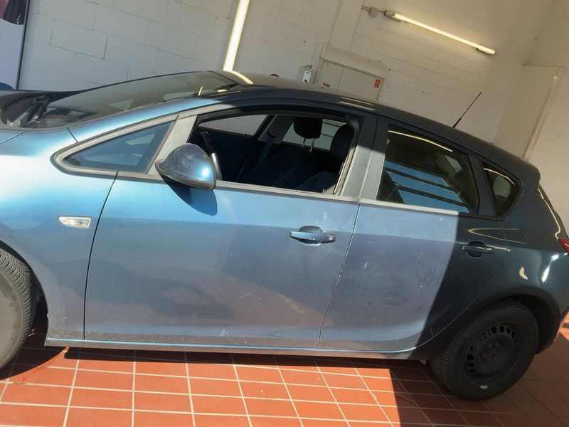 Opel Astra 1.4 Turbo Style 2015 – снимка 4