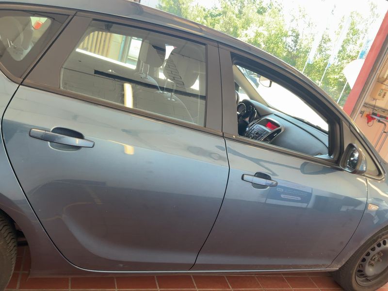 Opel Astra 1.4 Turbo Style 2015 – снимка 10
