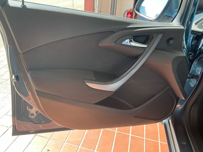 Opel Astra 1.4 Turbo Style 2015 – снимка 24