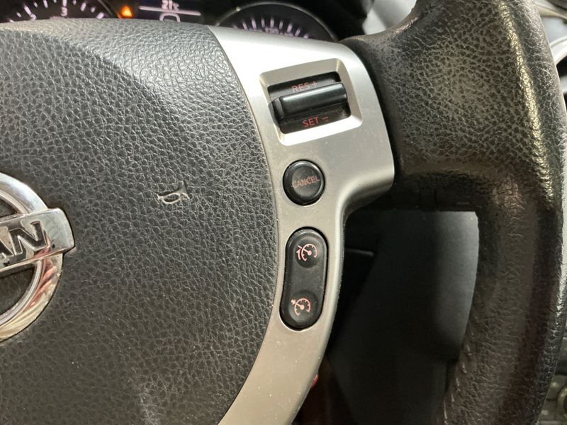 Nissan Qashqai 1.6 dCi Tekna 2013 – снимка 30
