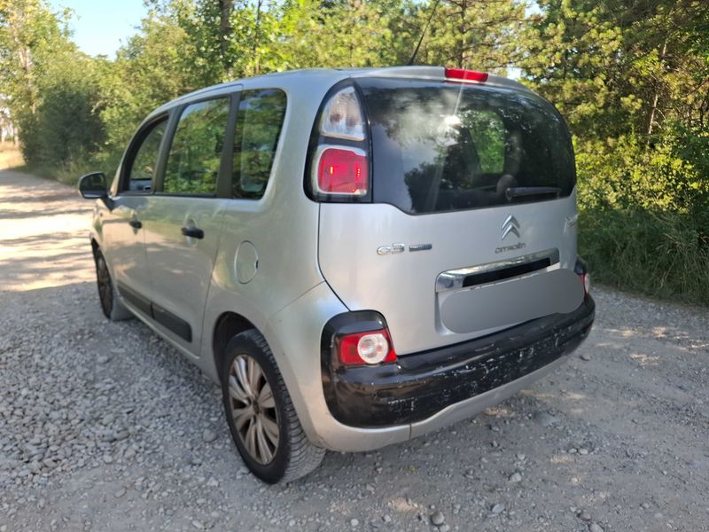 Citroen C3 Picasso 1.6 Blue-HDi Confort 2016 – снимка на щета 3