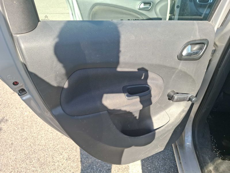 Citroen C3 Picasso 1.6 Blue-HDi Confort 2016 – снимка на щета 49