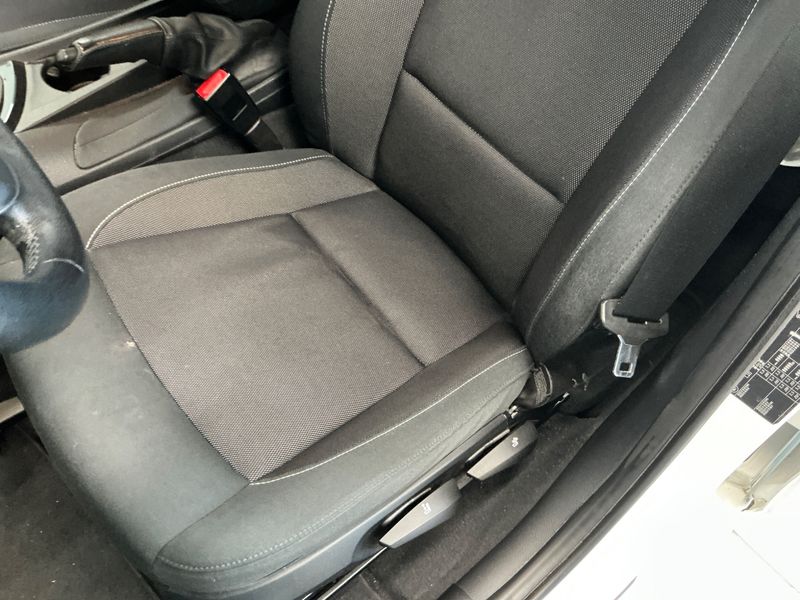 BMW 1er 116d 2012 – снимка 23