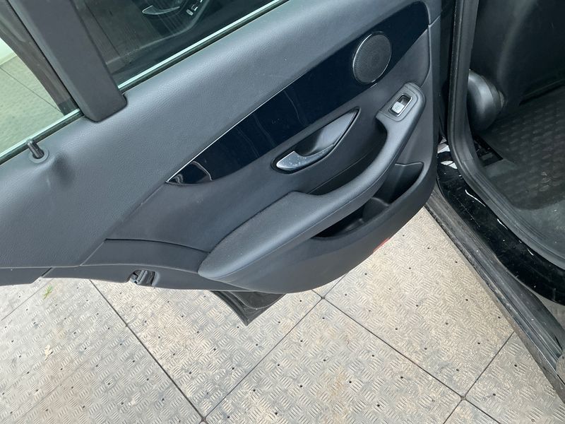 Mercedes-Benz C-Klasse C 200 d T Plus 2016 – снимка 24