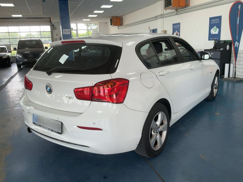 BMW 1er 116i Sport Line 2015 – снимка 8
