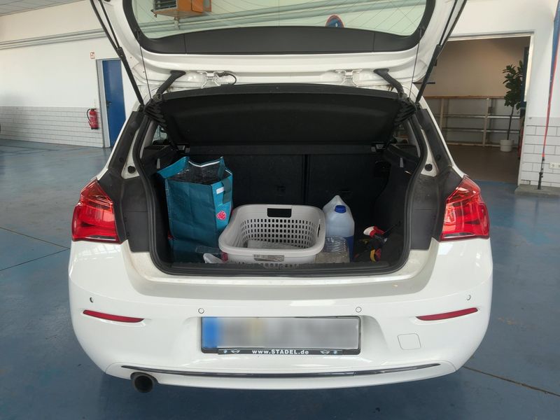 BMW 1er 116i Sport Line 2015 – снимка 15
