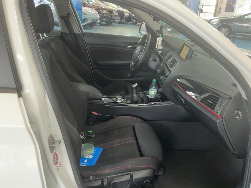 BMW 1er 116i Sport Line 2015 – снимка 16