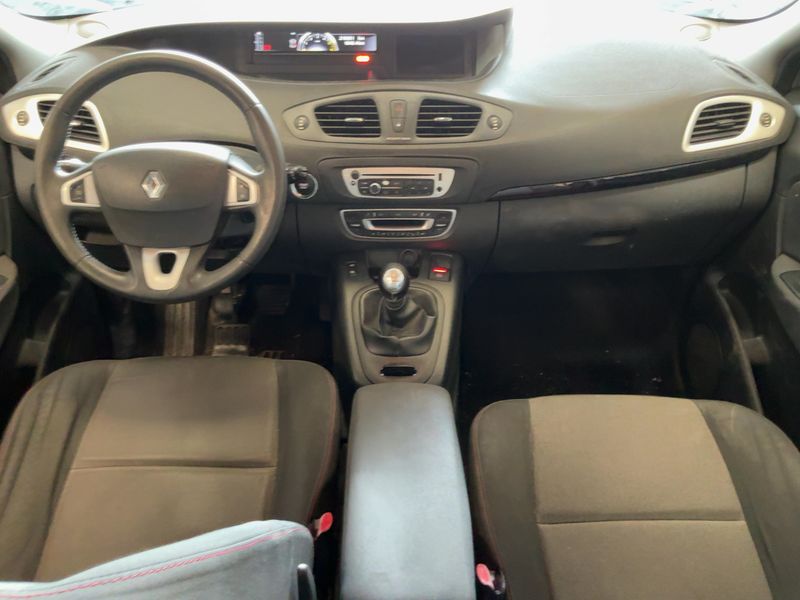 Renault Scenic 1.5 dCi Business 2012 – снимка 17