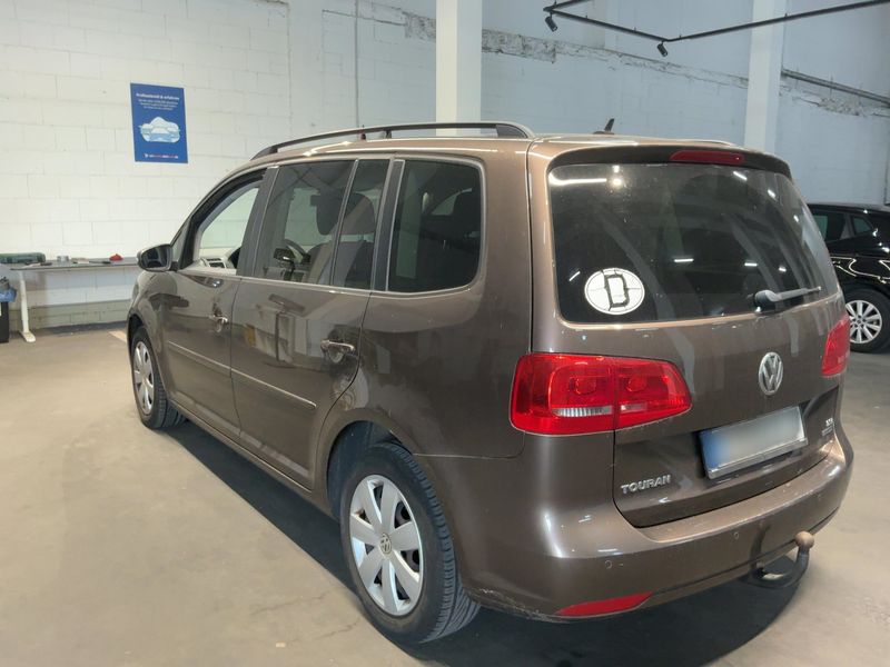 Volkswagen Touran 1.2 TSI Comfortline BlueMotion Tech 2013 – снимка 6