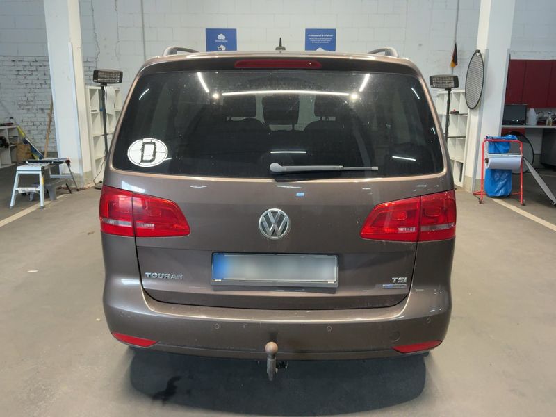 Volkswagen Touran 1.2 TSI Comfortline BlueMotion Tech 2013 – снимка 7