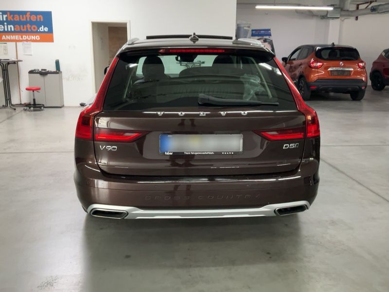 Volvo V90 Cross Country 2.0 D5 AWD 2017 – снимка 7