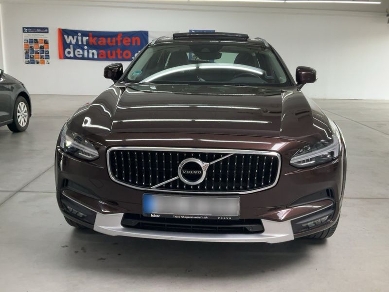 Volvo V90 Cross Country 2.0 D5 AWD 2017 – снимка 14