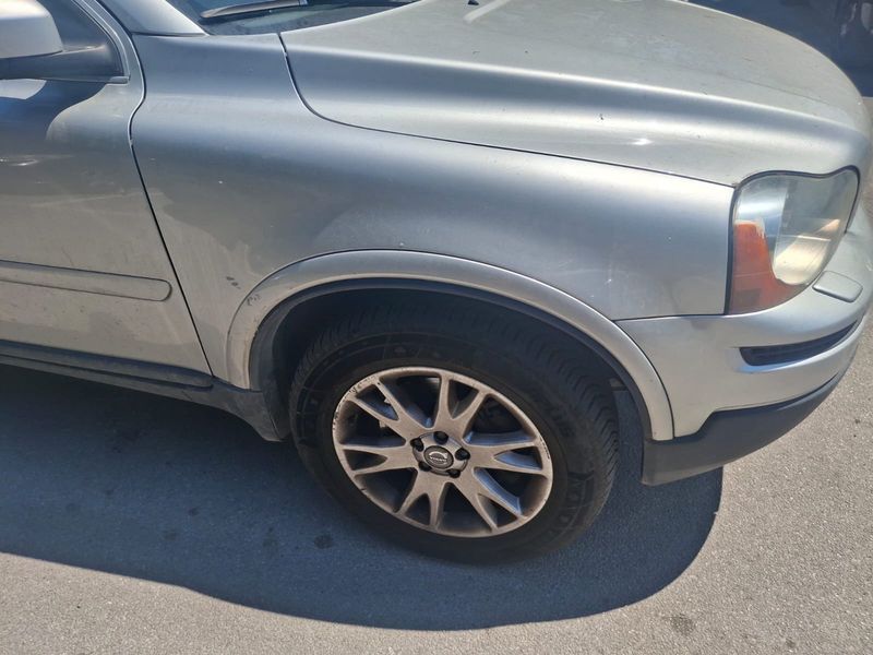 Volvo XC90 2.4 D5 Momentum 2007 – снимка на щета