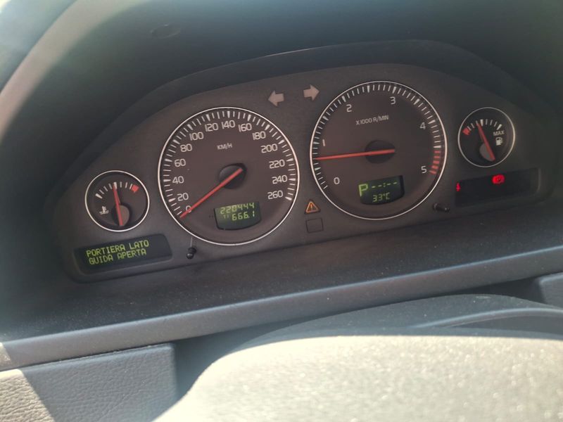 Volvo XC90 2.4 D5 Momentum 2007 – снимка 12