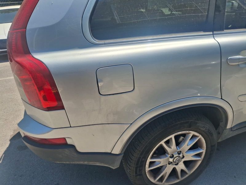 Volvo XC90 2.4 D5 Momentum 2007 – снимка на щета
