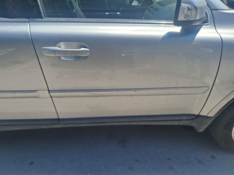 Volvo XC90 2.4 D5 Momentum 2007 – снимка на щета