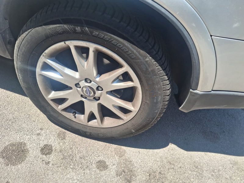 Volvo XC90 2.4 D5 Momentum 2007 – снимка на щета