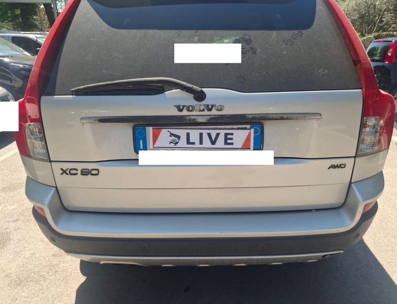 Volvo XC90 2.4 D5 Momentum 2007 – снимка на щета