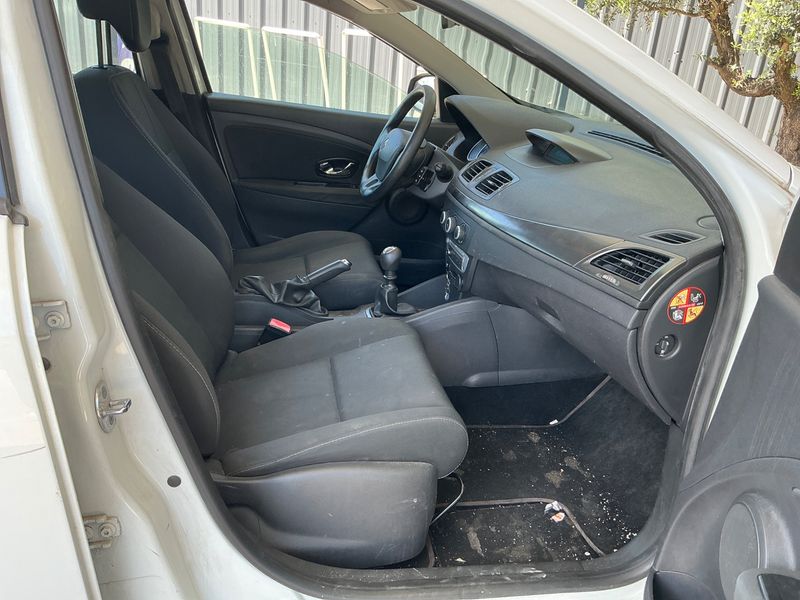 Renault Megane 1.5 dCi Life 2014 – снимка 3
