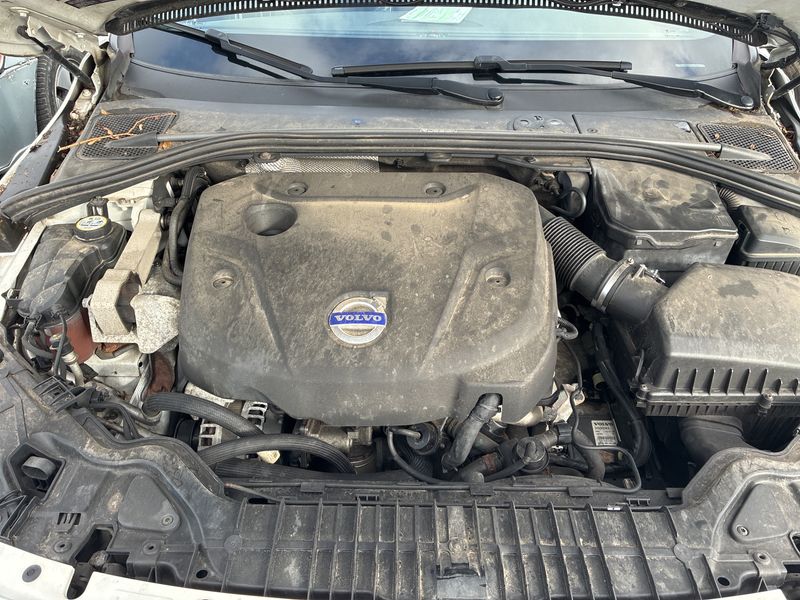 Volvo S60 2.0 D4 Kinetic 2014 – снимка 8