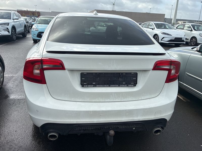 Volvo S60 2.0 D4 Kinetic 2014 – снимка 4