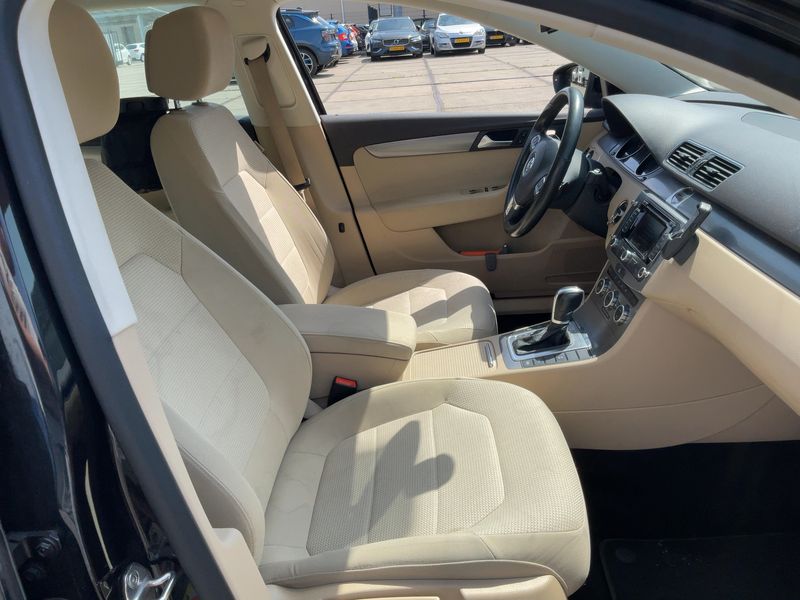 Volkswagen Passat 1.4 TSI Comfortline BlueMotion Tech 2014 – снимка 17