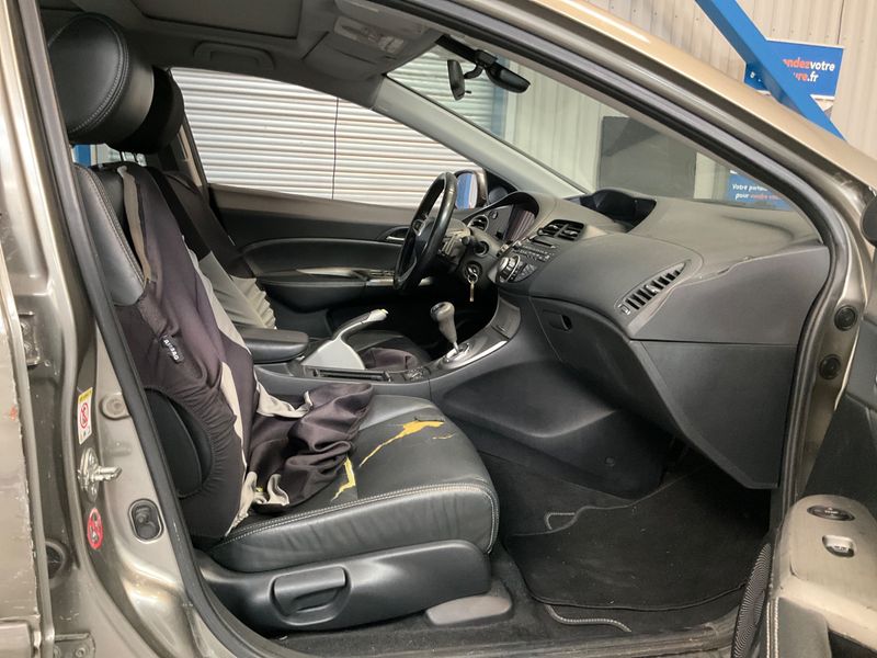 Honda Civic 1.8 VTEC Executive 2007 – снимка 3