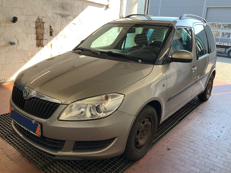 Skoda Roomster 1.2 TSI Ambition Plus Edition 2012 – снимка 1