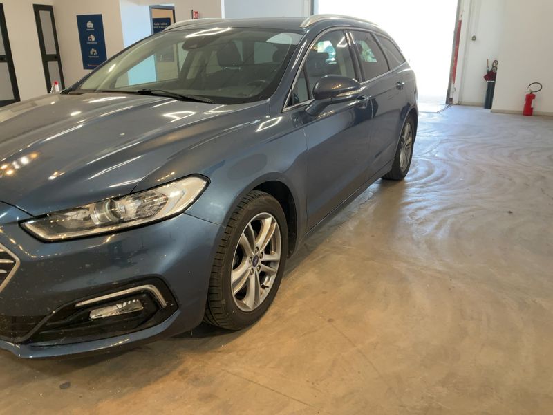 Ford Mondeo 2.0 TDCi EcoBlue Titanium Business 2019 – снимка 2