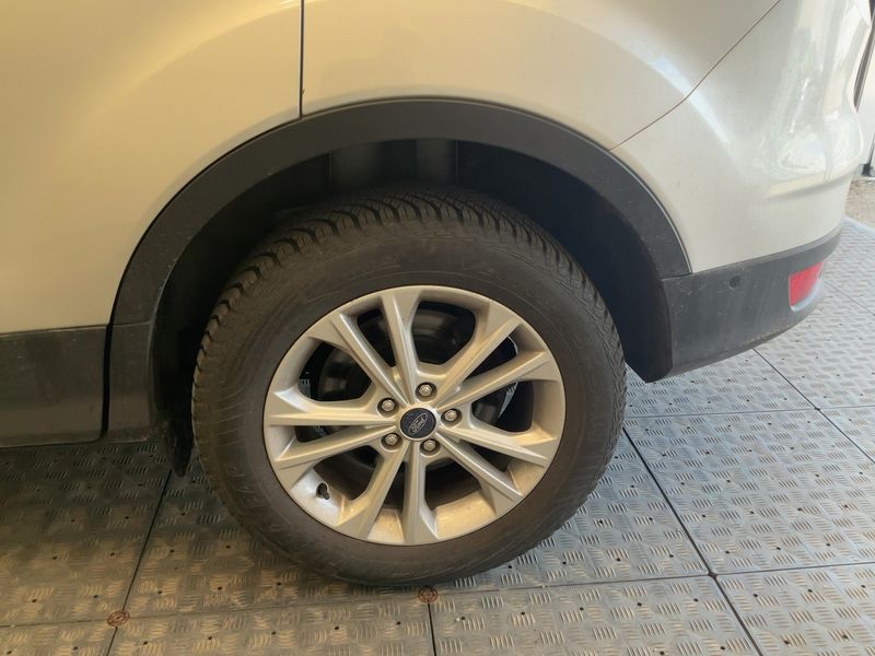 Ford Kuga 1.5 EcoBoost Titanium 2019 – снимка 5