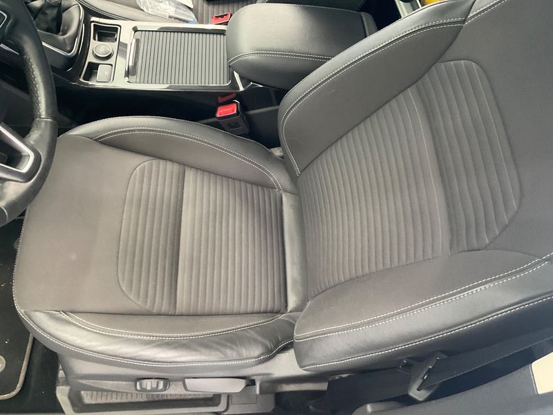Ford Kuga 1.5 EcoBoost Titanium 2019 – снимка 43