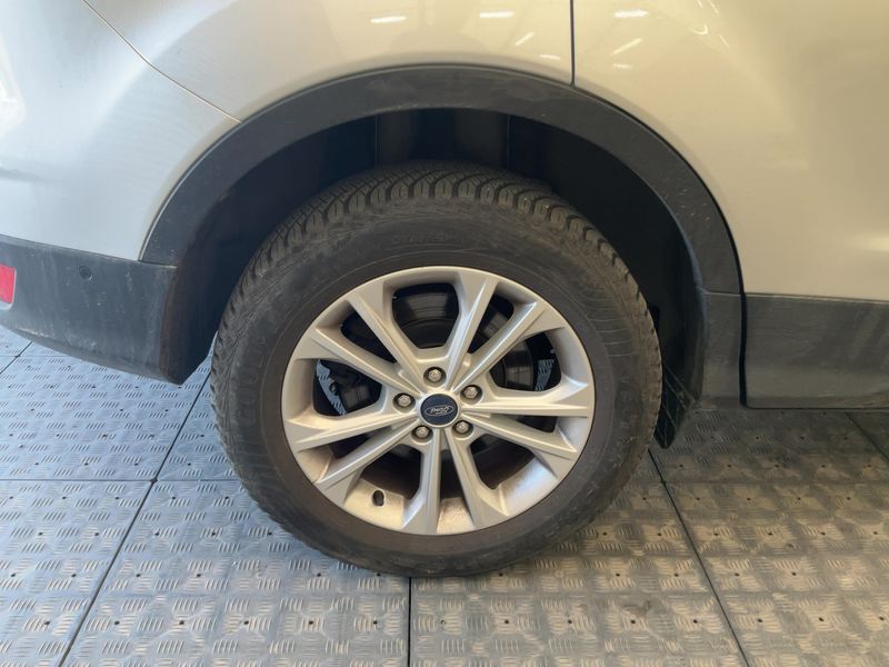Ford Kuga 1.5 EcoBoost Titanium 2019 – снимка 9