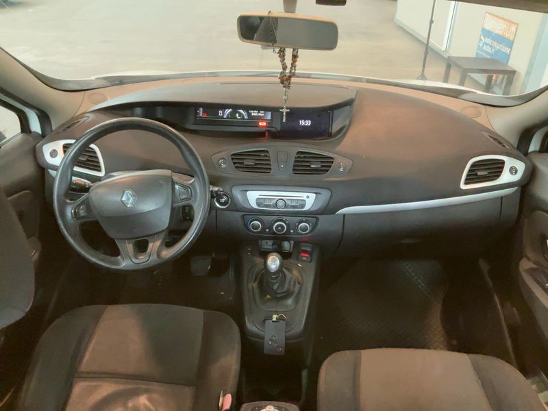 Renault Scenic 1.5 dCi Life 2014 – снимка 17