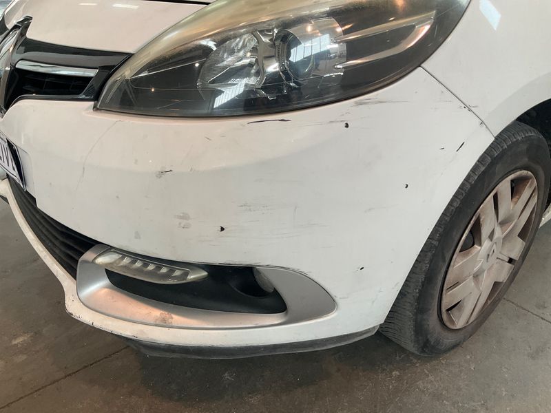 Renault Scenic 1.5 dCi Life 2014 – снимка 36