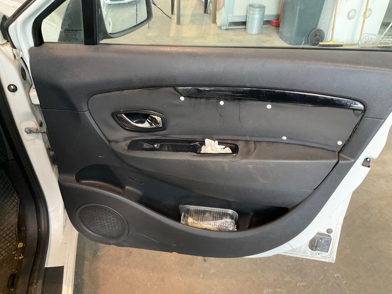 Renault Scenic 1.5 dCi Life 2014 – снимка 28