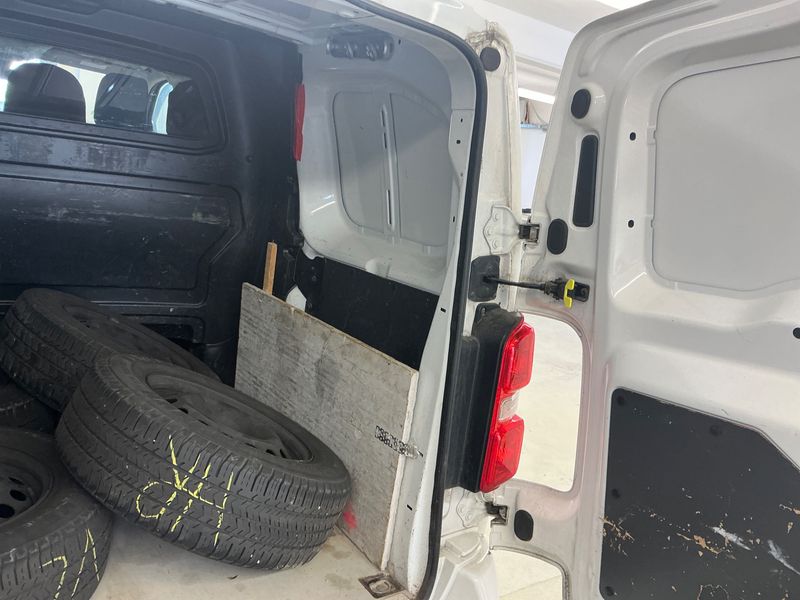 Opel Vivaro 2.0 Diesel M Doppelkabine Edition L2 2021 – снимка 42