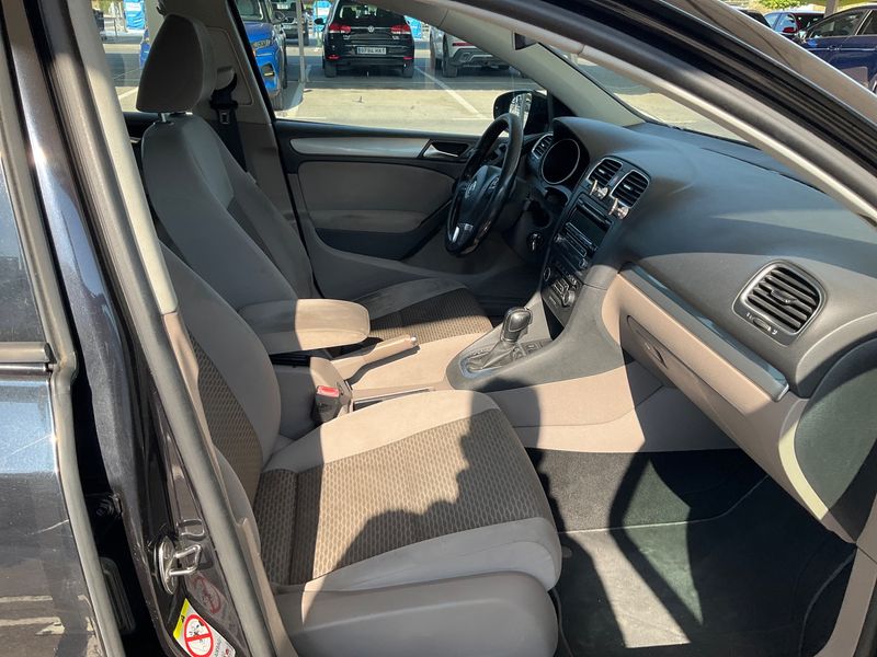 Volkswagen Golf VI 1.6 TDI Advance BlueMotion Tech 2011 – снимка 3