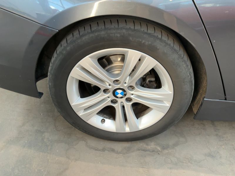 BMW 3er 320d xDrive Sport Line 2019 – снимка 18