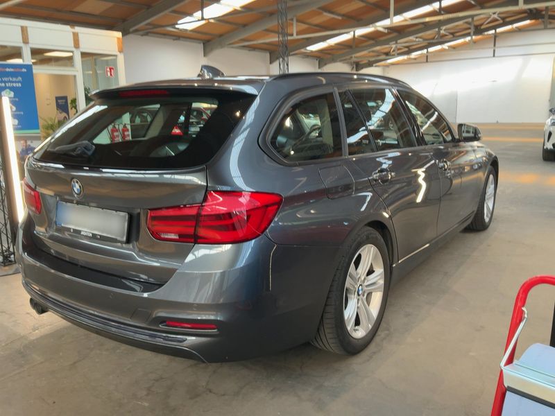 BMW 3er 320d xDrive Sport Line 2019 – снимка 6