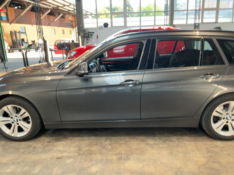 BMW 3er 320d xDrive Sport Line 2019 – снимка 4