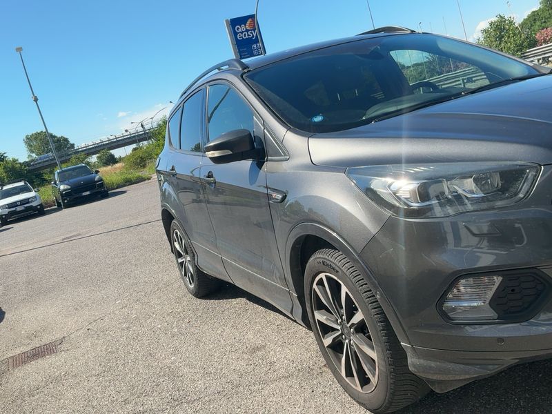 Ford Kuga 1.5 TDCi ST-Line 2018 – снимка 12