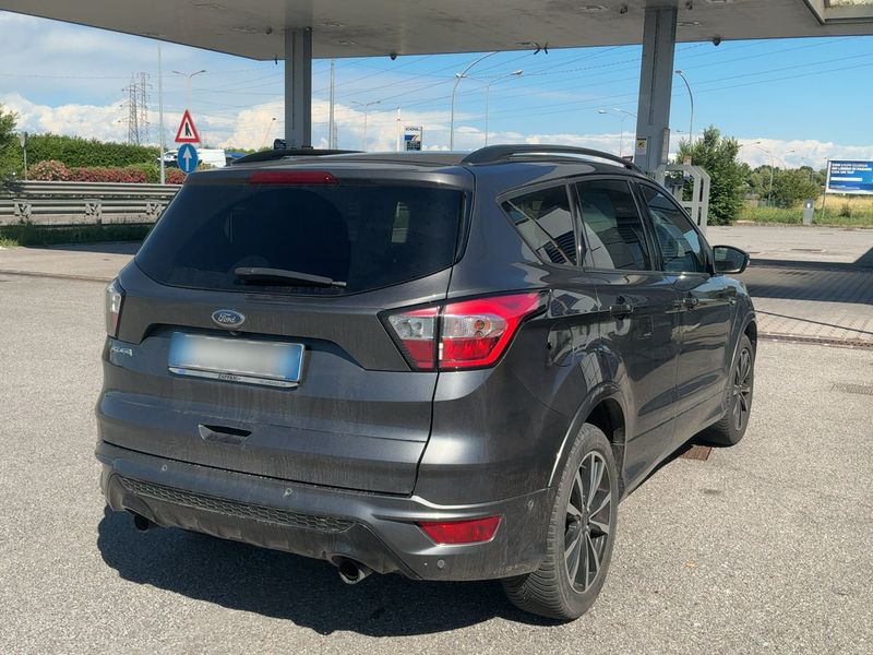 Ford Kuga 1.5 TDCi ST-Line 2018 – снимка 8