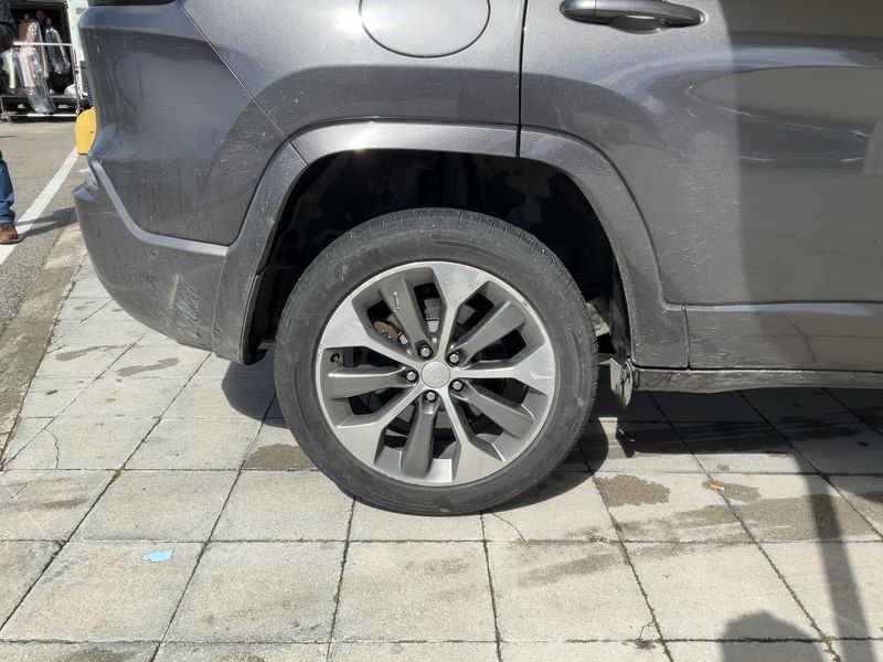 Jeep Cherokee 2.2 M-Jet Overland 4x4 2019 – снимка 9