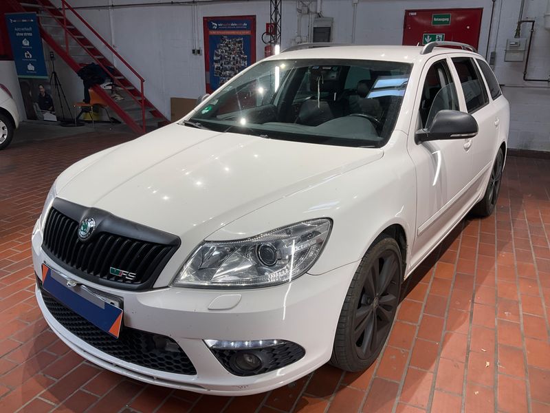 Skoda Octavia 2.0 TSI RS 2012 – снимка 1