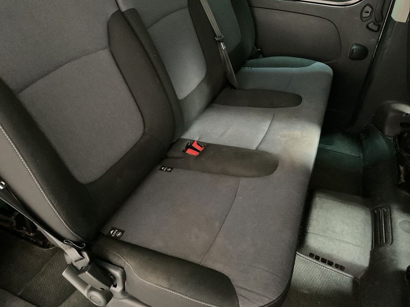 Opel Vivaro 1.6 CDTI Biturbo Combi L1H1 2,7t 2017 – снимка 27