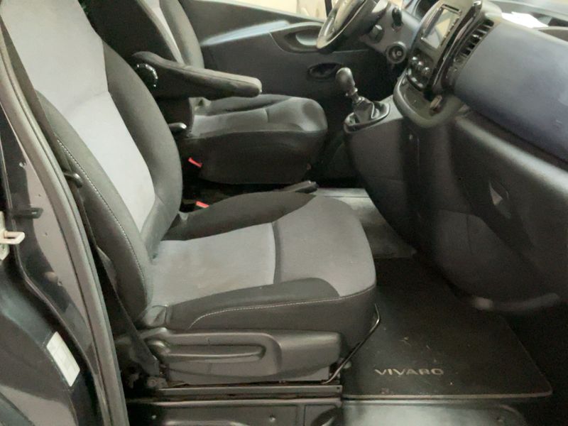 Opel Vivaro 1.6 CDTI Biturbo Combi L1H1 2,7t 2017 – снимка 17