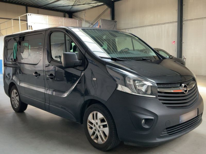 Opel Vivaro 1.6 CDTI Biturbo Combi L1H1 2,7t 2017 – снимка 12