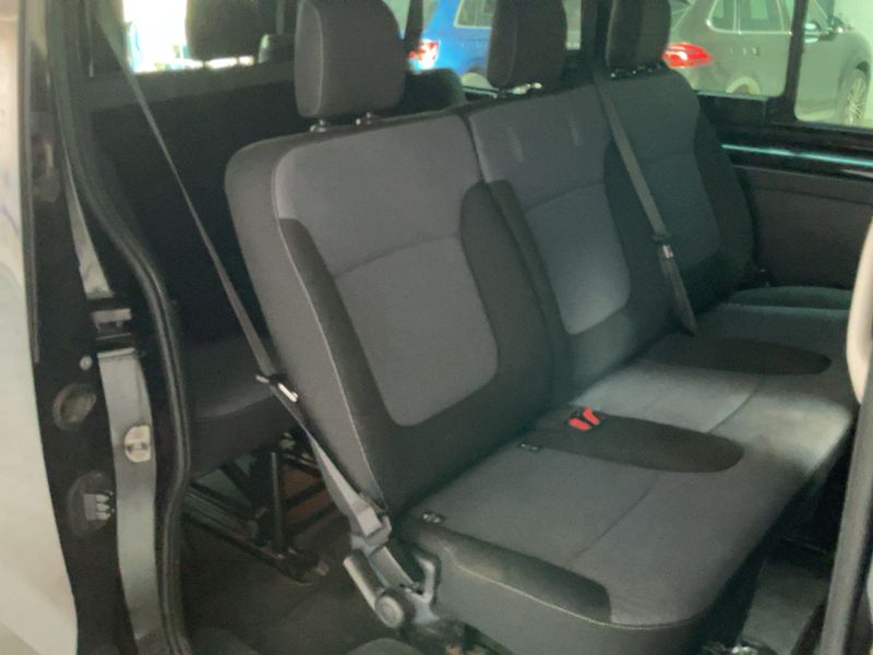 Opel Vivaro 1.6 CDTI Biturbo Combi L1H1 2,7t 2017 – снимка 20