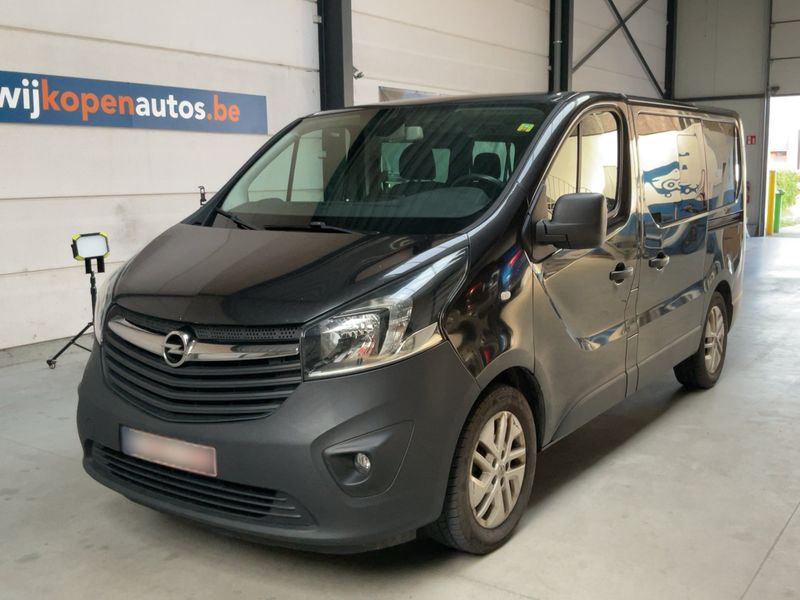Opel Vivaro 1.6 CDTI Biturbo Combi L1H1 2,7t 2017 – снимка 2