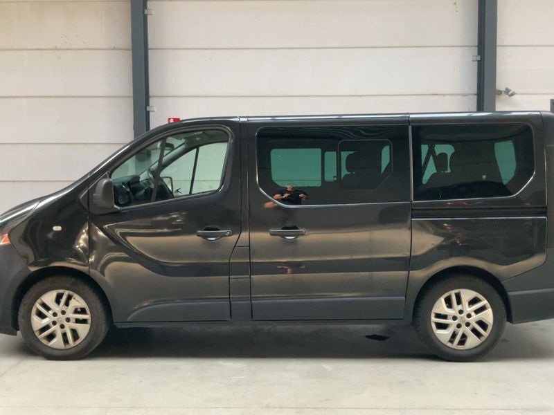 Opel Vivaro 1.6 CDTI Biturbo Combi L1H1 2,7t 2017 – снимка 4
